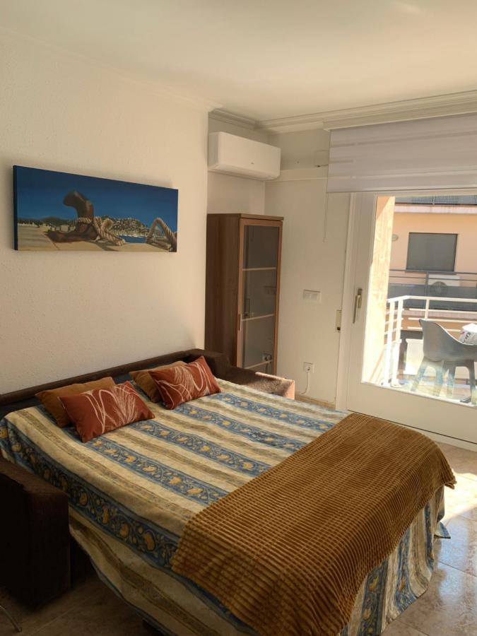 Acogedor Apartamento En Roses - 50M Playa - Wifi - Aire Acondicionado Kültér fotó
